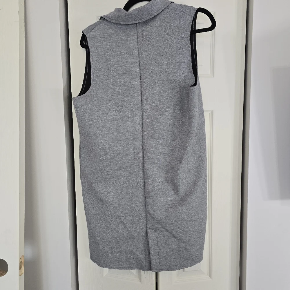 TOPSHOP Gray Sleeveless Open Front Vest with Pockets - Picture 6 of 8